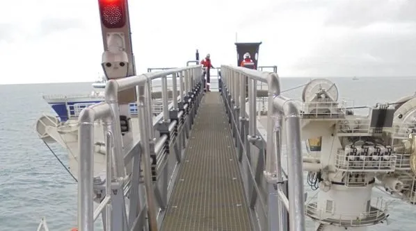 view-ampelmann-gangway-1.jpg view-ampelmann-gangway-1.jpg